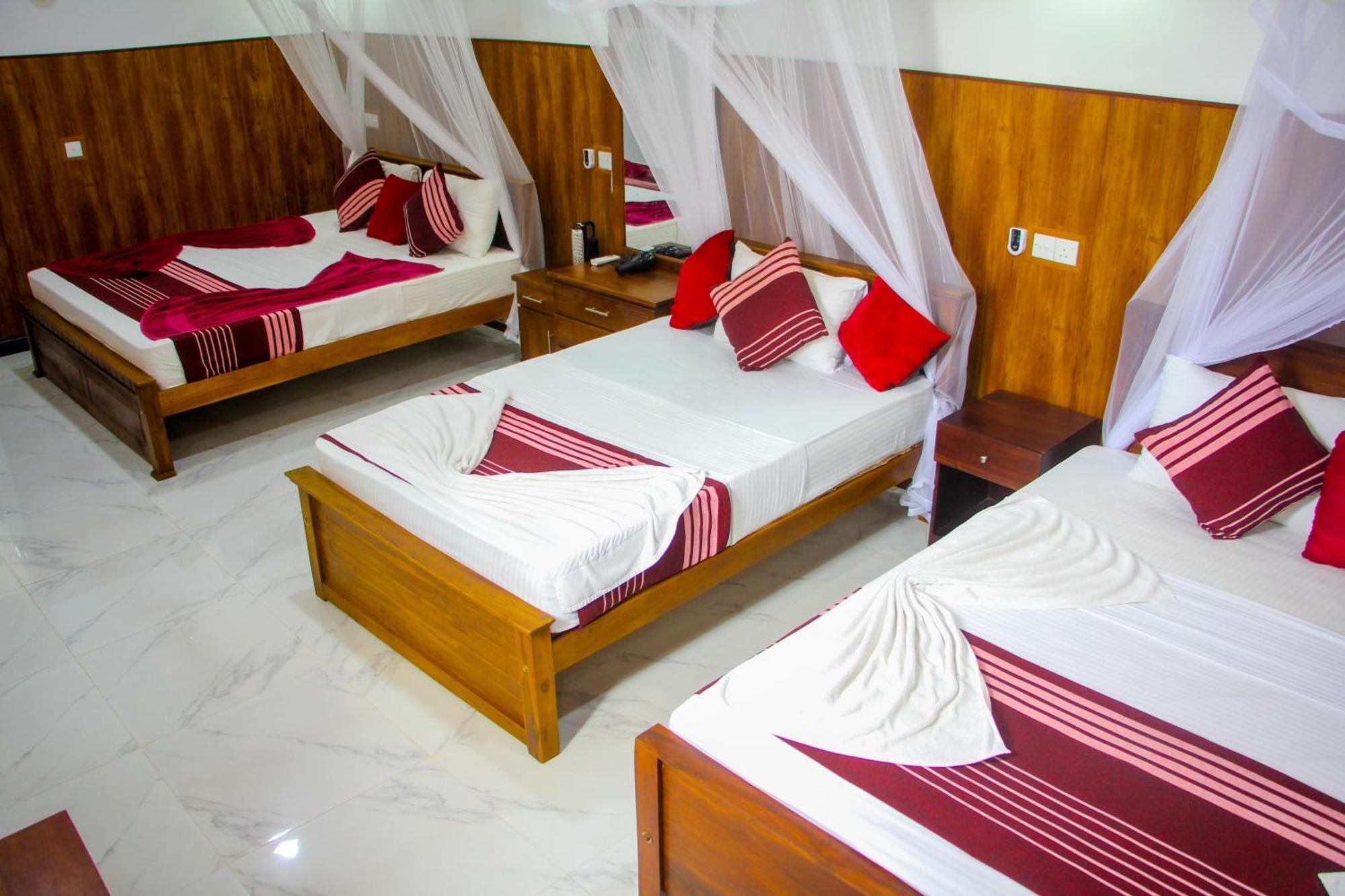 Sigiriya Peacock Homestay Exteriör bild