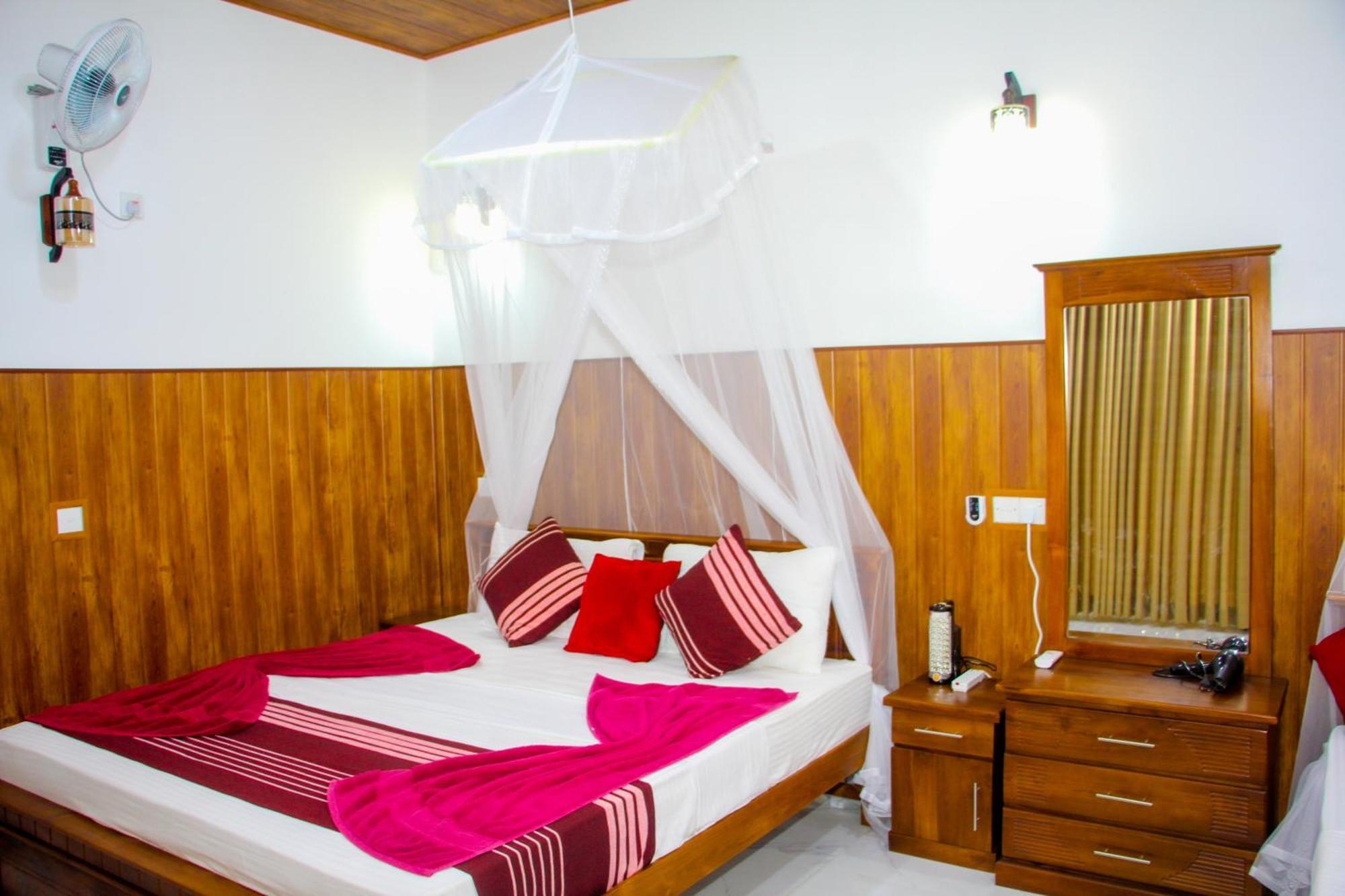Sigiriya Peacock Homestay Exteriör bild